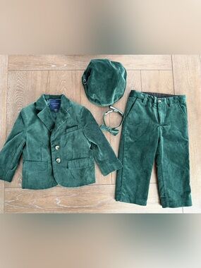 WORN ONCE Janie and Jack Four Piece Green Velvet Kids Christmas Suit 18-24 month